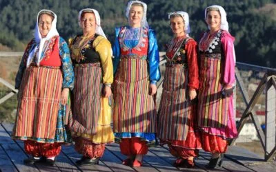 Azdavay Y&ouml;resel Kıyafetler