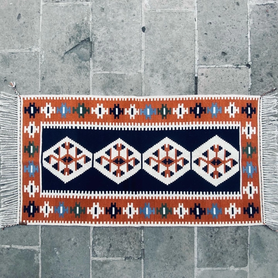 El Dokuma Akrep Kilim — 4. görünüm