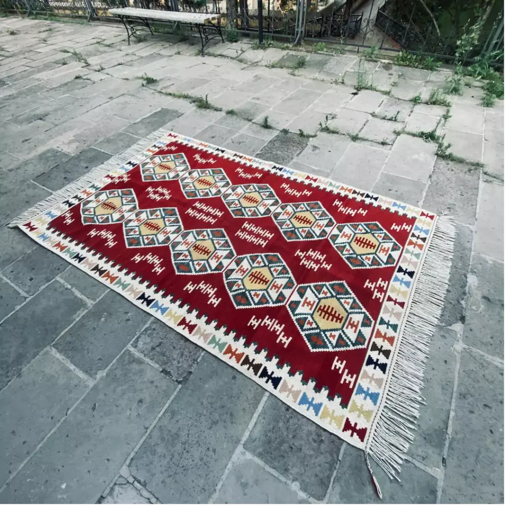 El Dokuma Hereke Kilim – Handwoven Hereke Kilim, Kastamonu