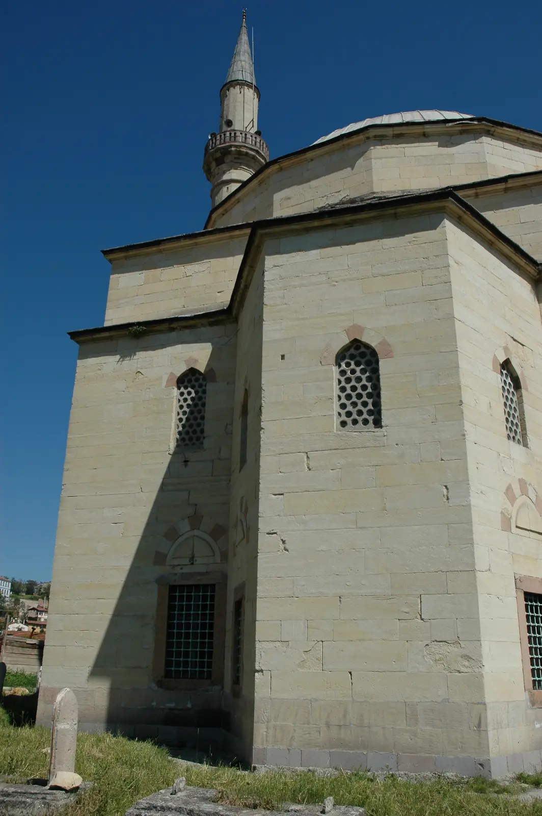 Yakup Ağa Camii kubbe ve minare görünümü